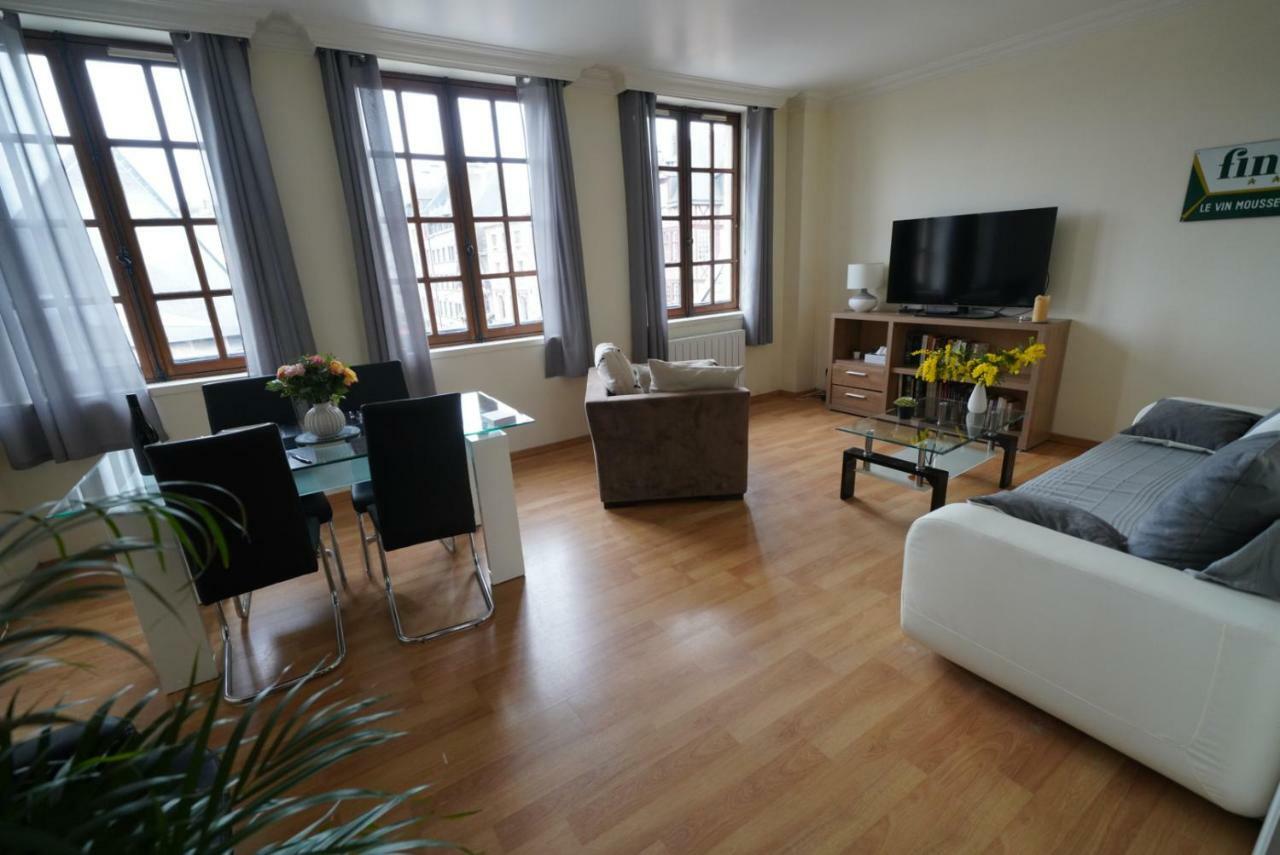 Appartement Place Du Vieux Marche Rouen Bagian luar foto